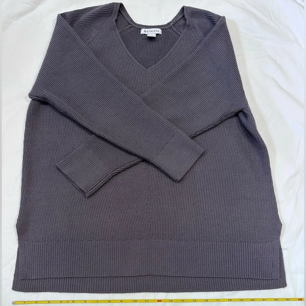 Athleta Women's XL Hanover Refined V Neck Sweater Merino Wool Blend Purple - Picture 4 of 5